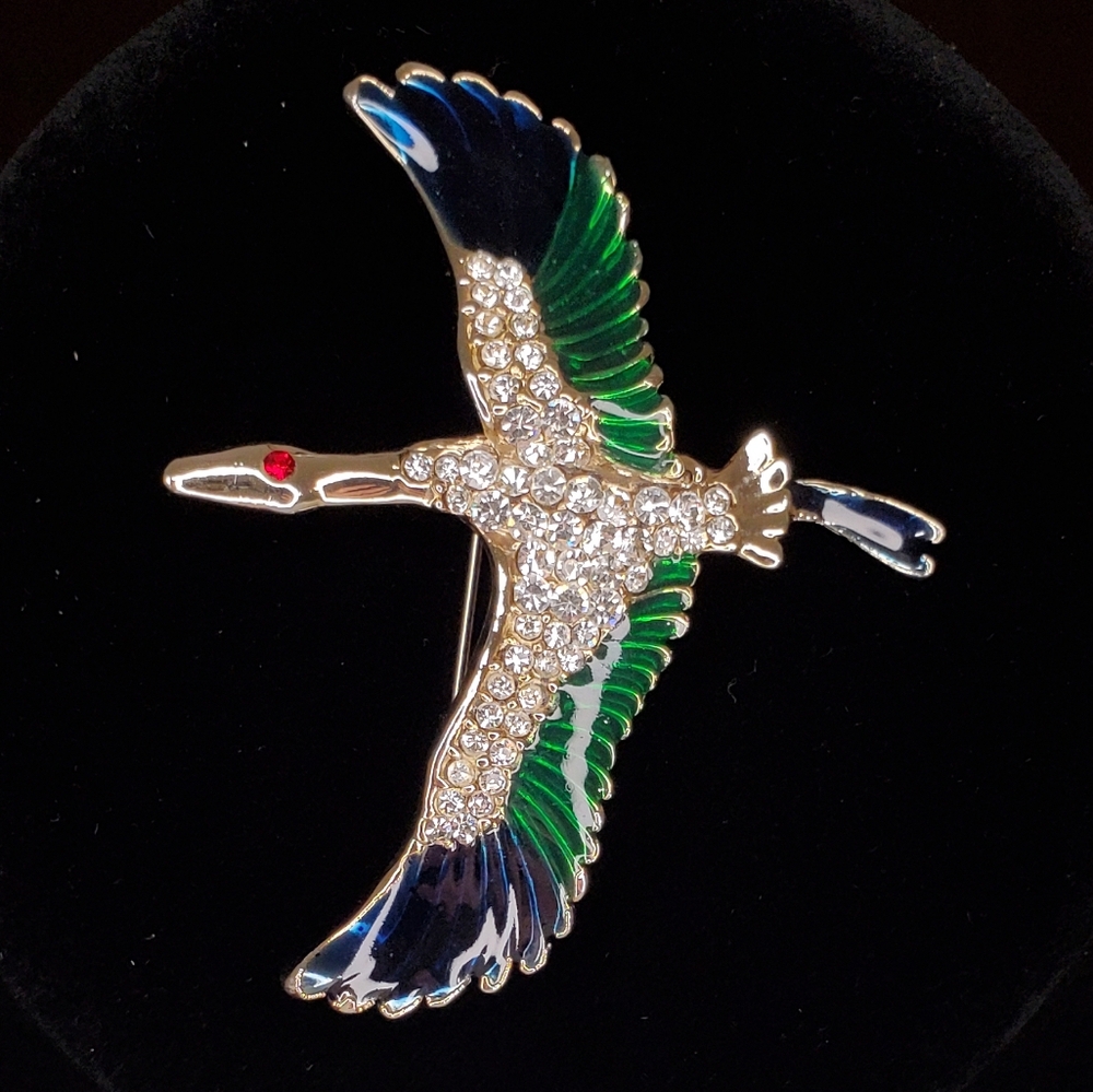 Vintage Unsigned Gold Tone White Rhinestones & Blue/Green Enamel Crane Brooch